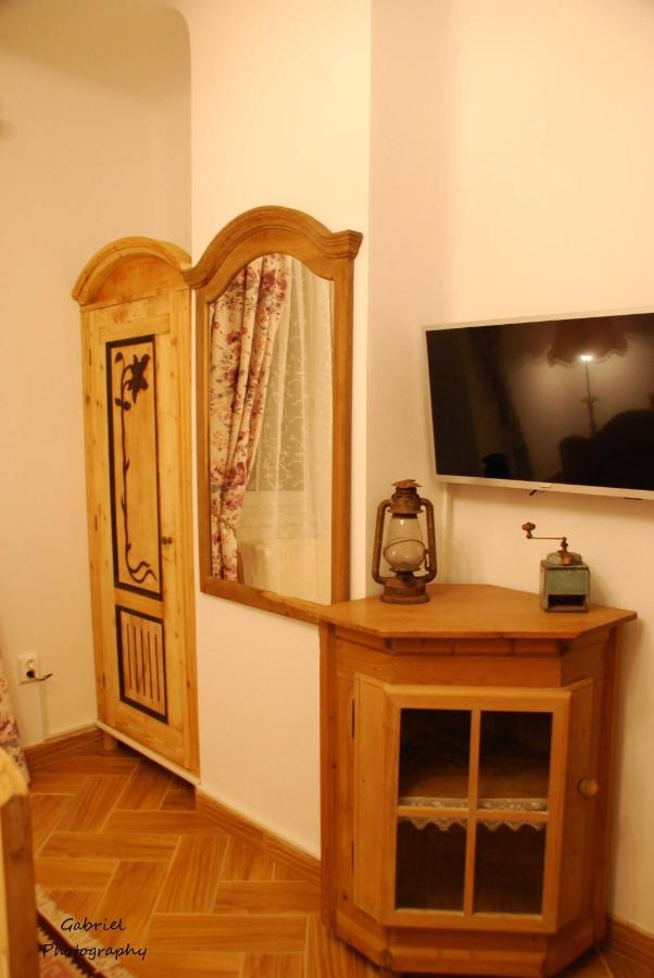 Casa Szabo Bed & Breakfast Sighisoara Bagian luar foto
