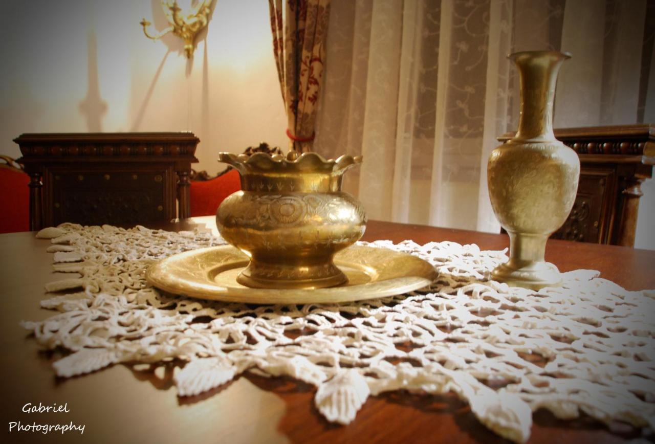 Casa Szabo Bed & Breakfast Sighisoara Bagian luar foto
