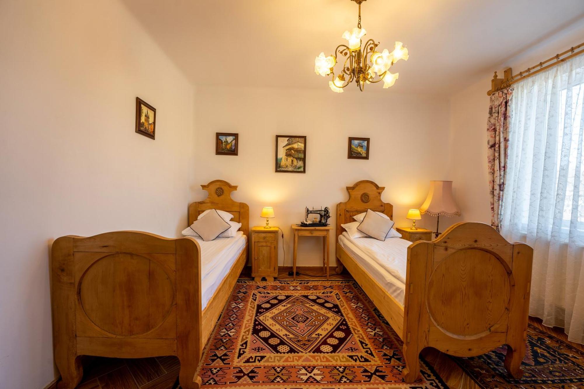 Casa Szabo Bed & Breakfast Sighisoara Bagian luar foto